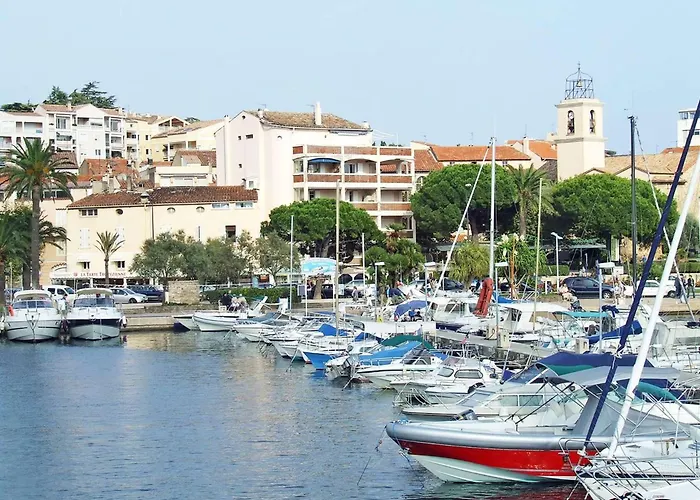 Villa Sm006-004 Maxime Mazet Avec Jardin Et Piscine, 3 Pieces 6 Couchages Sainte-Maxime